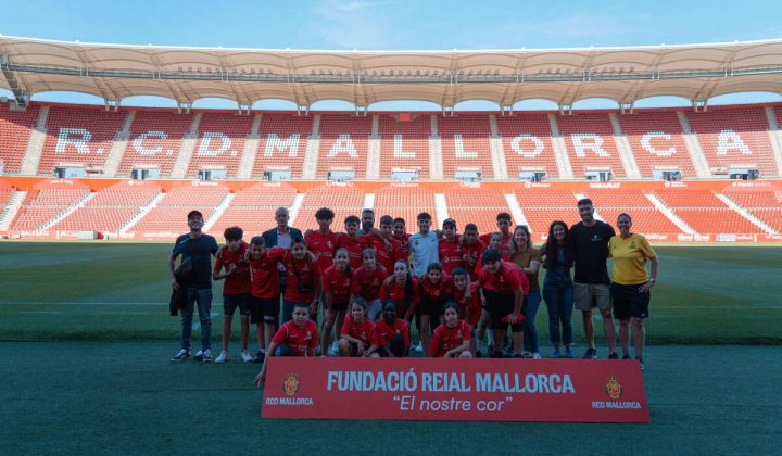 Luis Orejuela Apadrina Escuelas de la Fundació Reial Mallorca en Llucmajor y Alcúdia