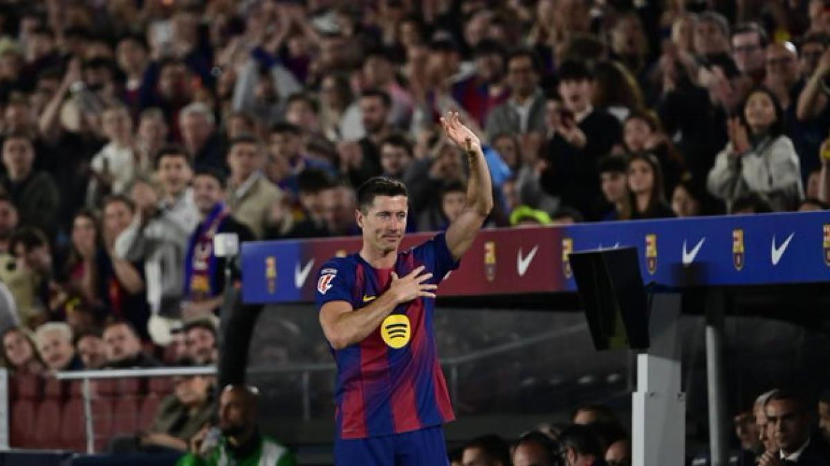 Europa se rinde ante Robert Lewandowski tras su emotiva despedida del FC Barcelona