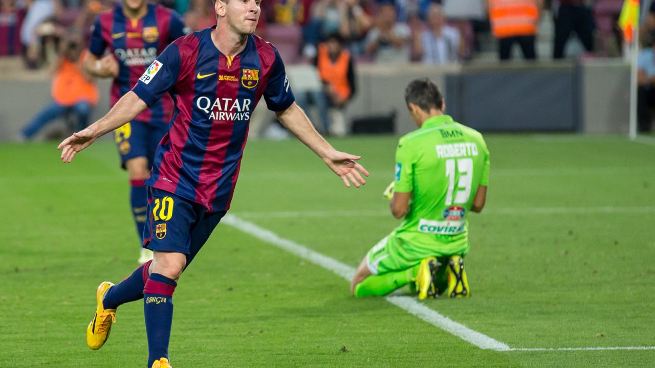 La Leyenda de La Pulga: ¿Por Qué Messi Sigue Siendo el Rey del Fútbol Español?