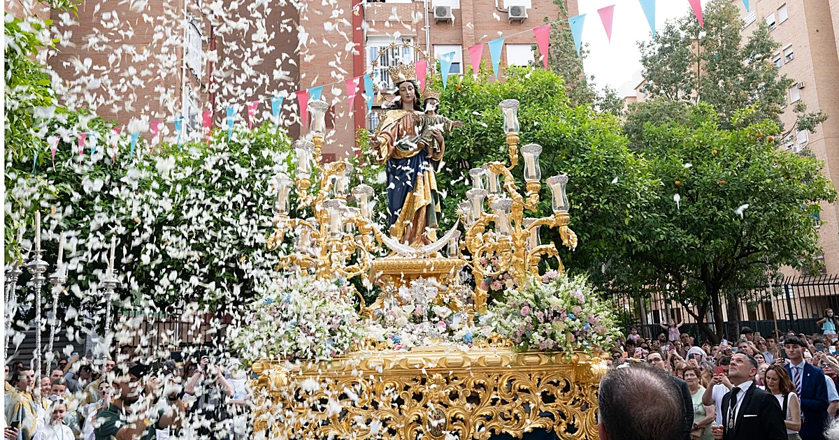 Sevilla Celebra a María Auxiliadora con Procesiones en Nervión y Triana