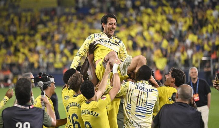 Dani Parejo open to Valencia CF return: «The club is the club