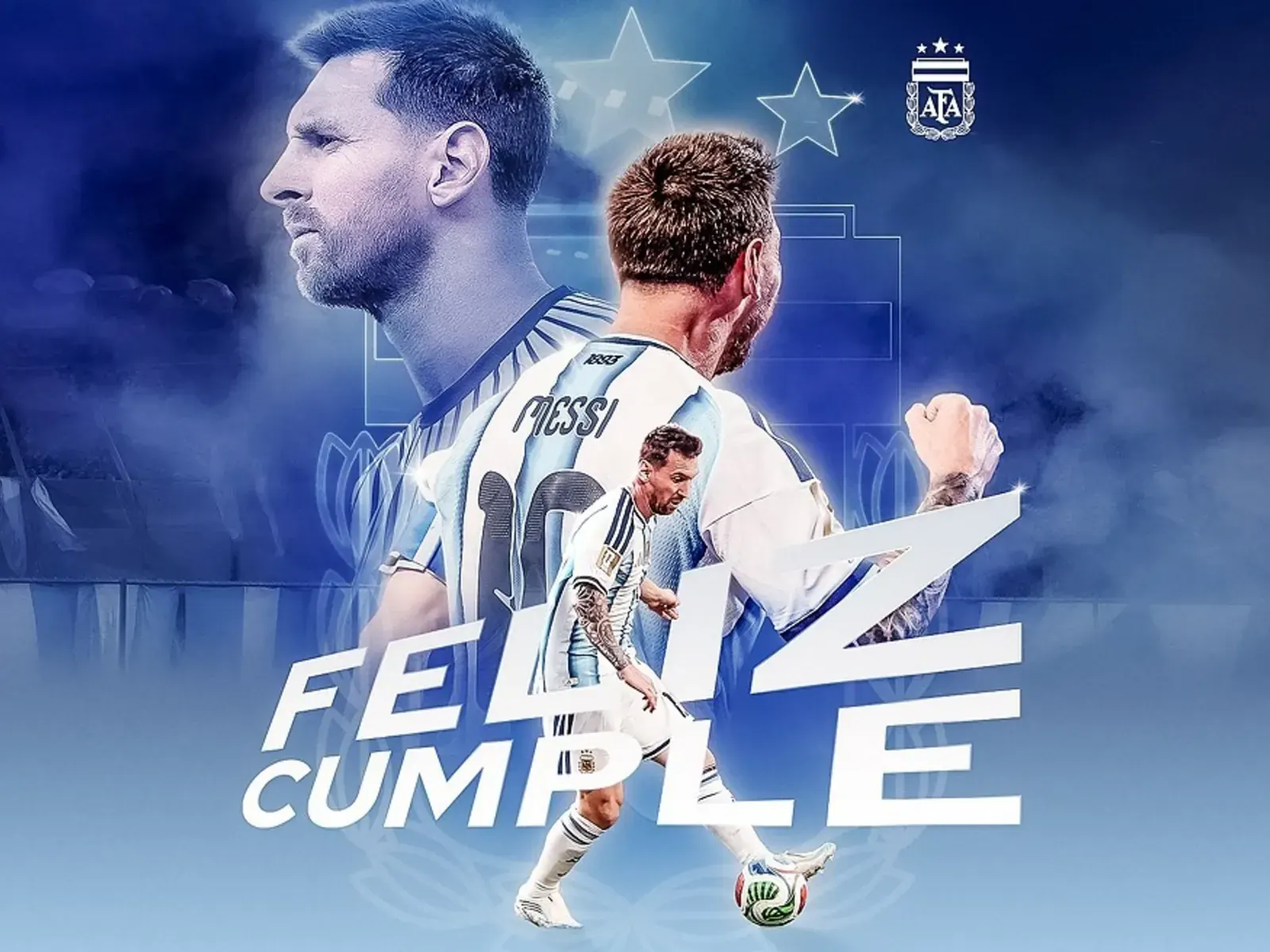 Lionel Messi levantando los brazos tras marcar un gol con la camiseta de la Selección Argentina