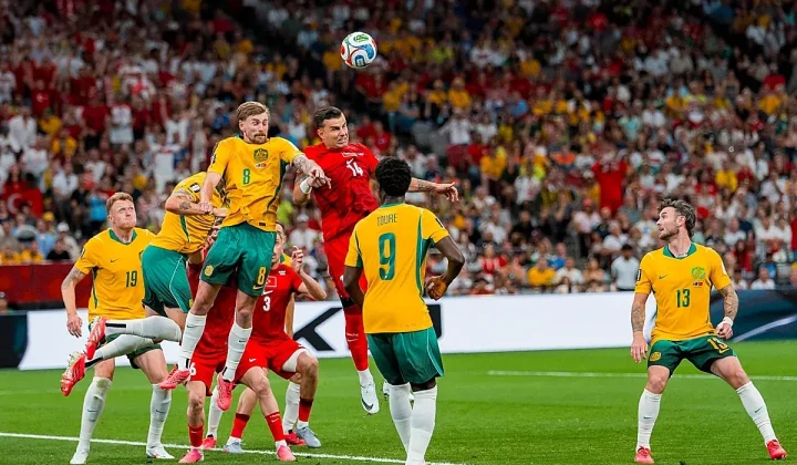 La selección australiana ha dado la sorpresa en su debut en el Mundial 2026 al imponerse por 2-0 a Turquía en un encuentro marcado por la ju