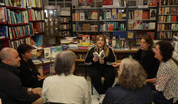 La fiebre de los clubes de lectura impulsa la vida cultural en Vigo