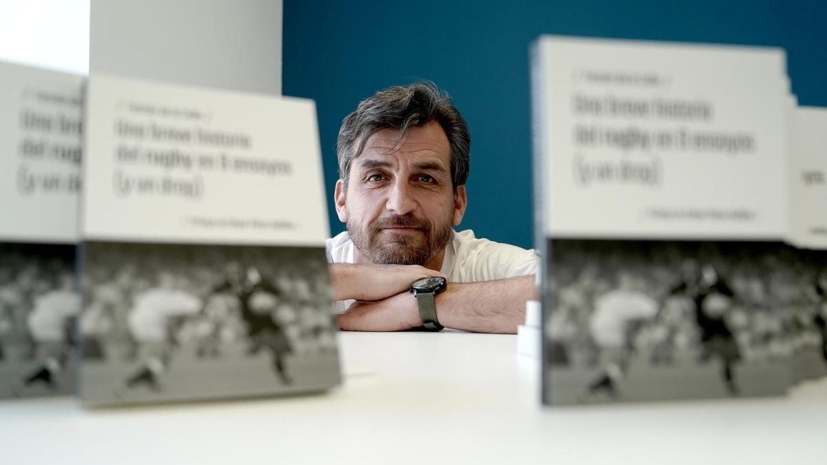 Fermín de la Calle publica ‘Una breve historia del rugby en 9 ensayos (y un drop)’
