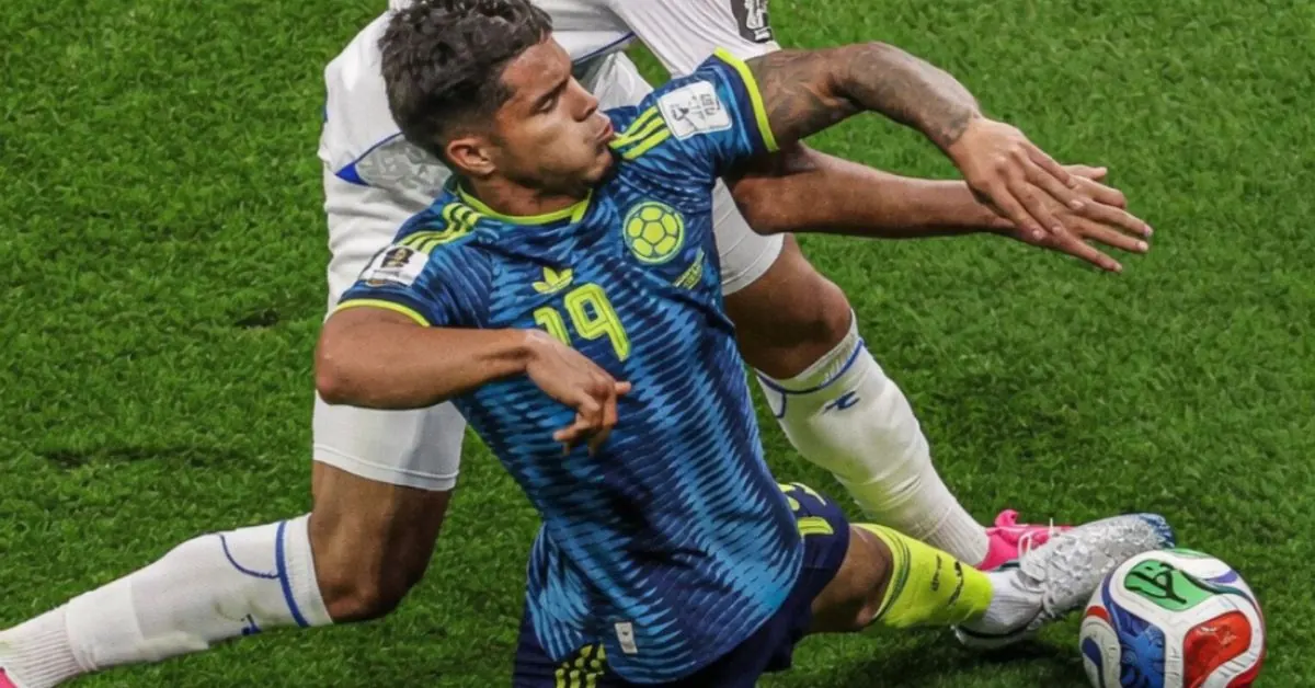 El delantero del Real Betis Balompié, Cucho Hernández, ha dejado una grata impresión en su debut en el Mundial 2026, participando de manera