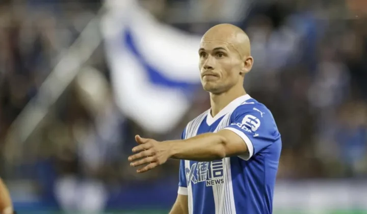 El Sevilla FC ha dado un paso significativo en su reestructuración deportiva con la incorporación de Jon Guridi, centrocampista que llega a