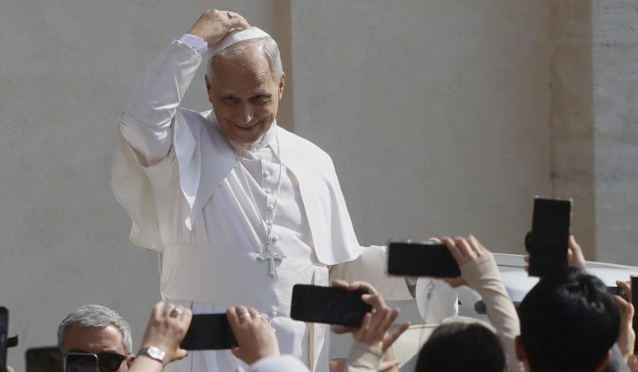 Papa León XIV llega a España para una visita histórica
