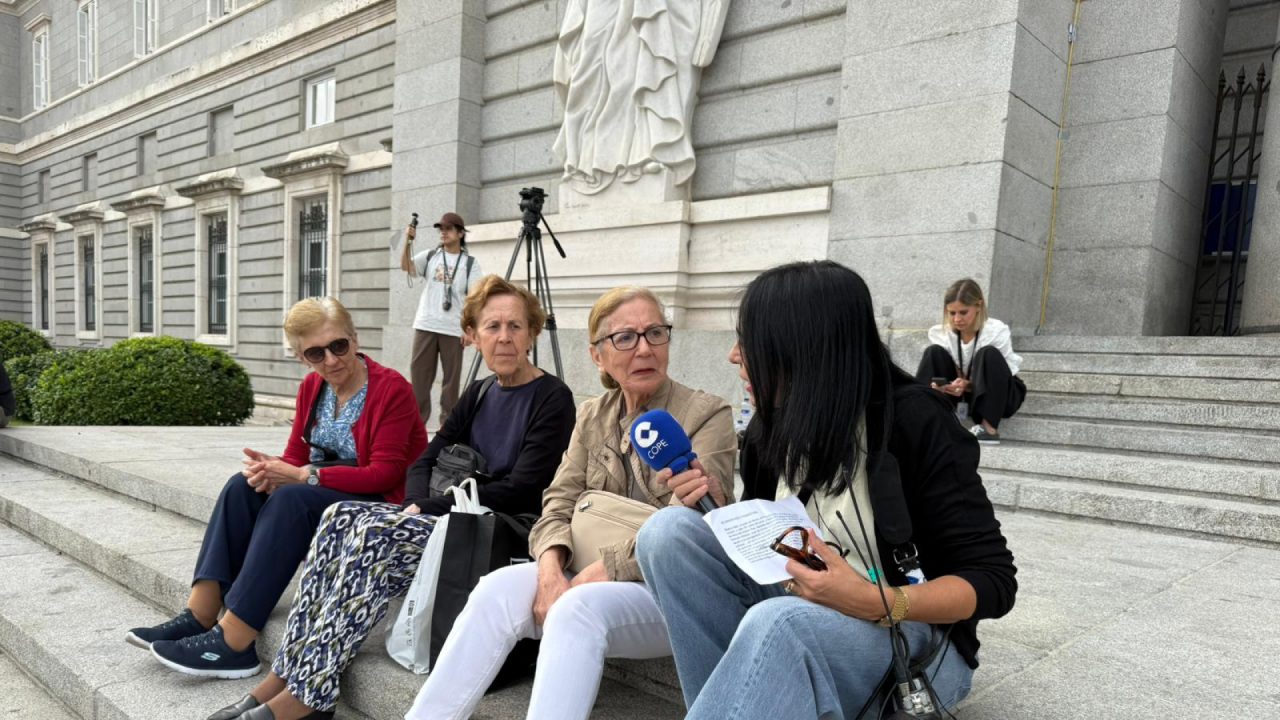 Isabel espera al Papa León XIV en Madrid con la esperanza de que sus palabras «lleguen al corazón