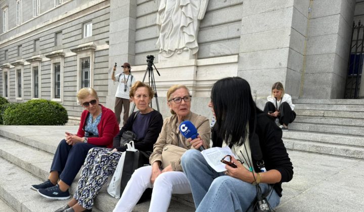Isabel espera al Papa León XIV en Madrid con la esperanza de que sus palabras «lleguen al corazón