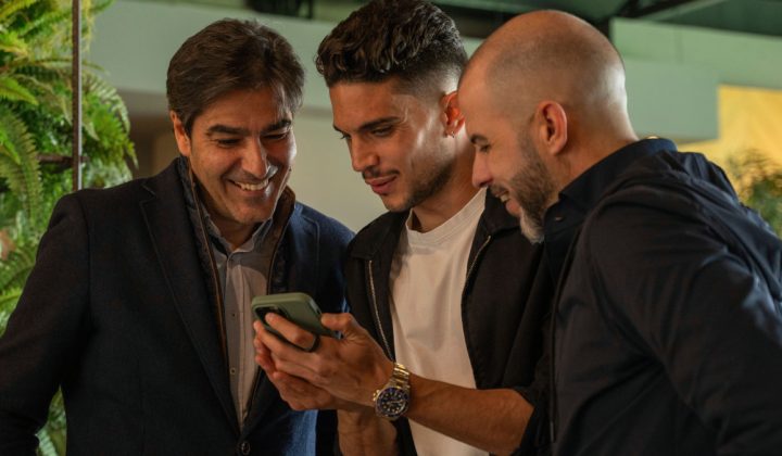 Betis Planifica a Largo Plazo: Contratos y Rejuvenecimiento de la Plantilla