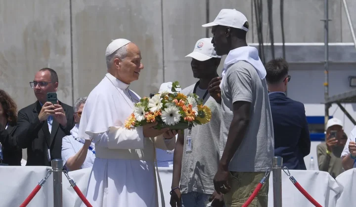 El Legado Vivo de la Visita Papal: Voluntarios de Madrid Comparten su Transformación