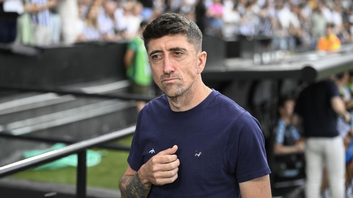 El Real Mallorca se encuentra en la búsqueda de un nuevo inquilino para su banquillo de cara a la próxima temporada, ante la inminente salid