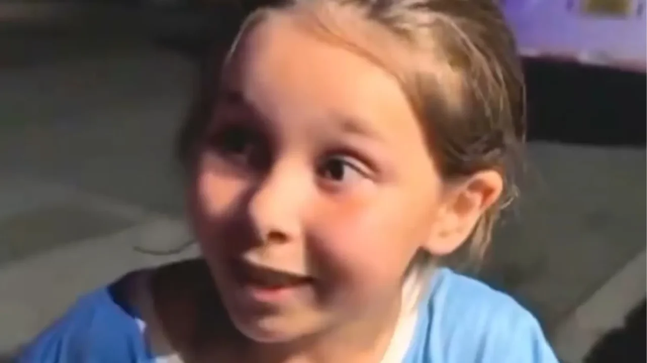 La viral reacción de una niña uruguaya tras la eliminación de su selección en el Mundial: «No estoy triste, estoy molesta