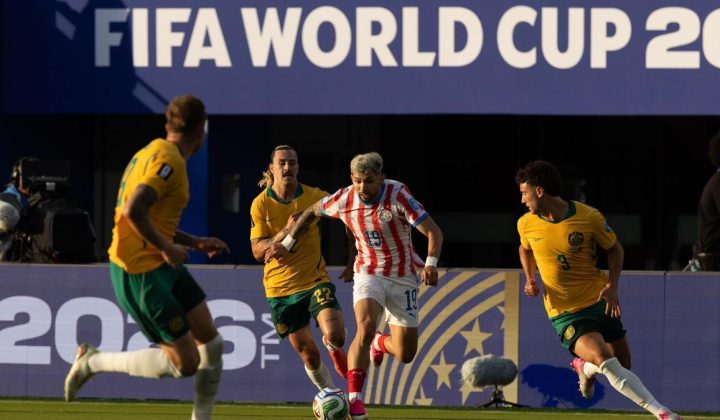 Australia y Paraguay sellaron un empate sin goles en un encuentro que ofreció muy poco en ataque pero que resultó crucial para ambos en sus