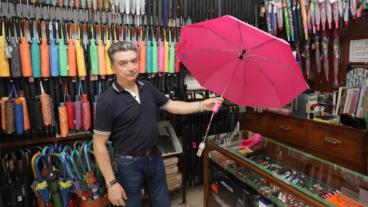 Seis Décadas de Tradición: La Paragüería y Cuchillería Rodríguez en Vigo