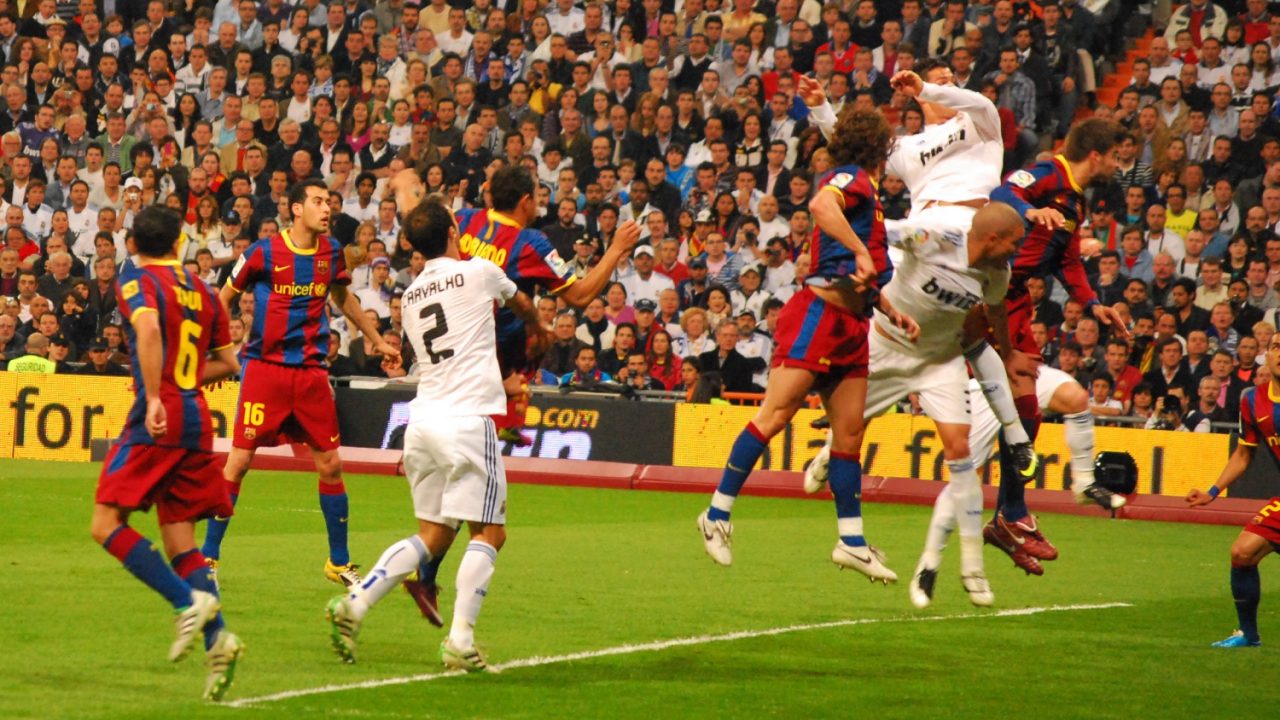 El Clásico: Historia, Rivalidad y Dónde Ver el Duelo de Titanes