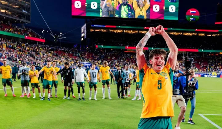 La selección australiana de fútbol ha logrado asegurar su pase a los octavos de final del Mundial Sub-20 tras empatar a cero goles contra Pa