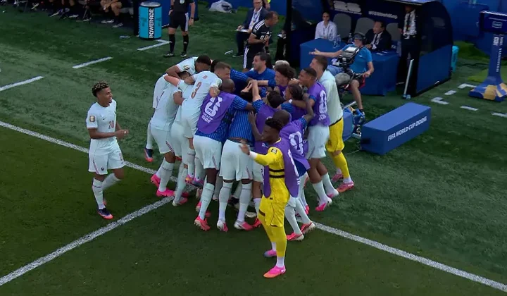 Francia se impone a Marruecos en un duelo mundialista con goles decisivos