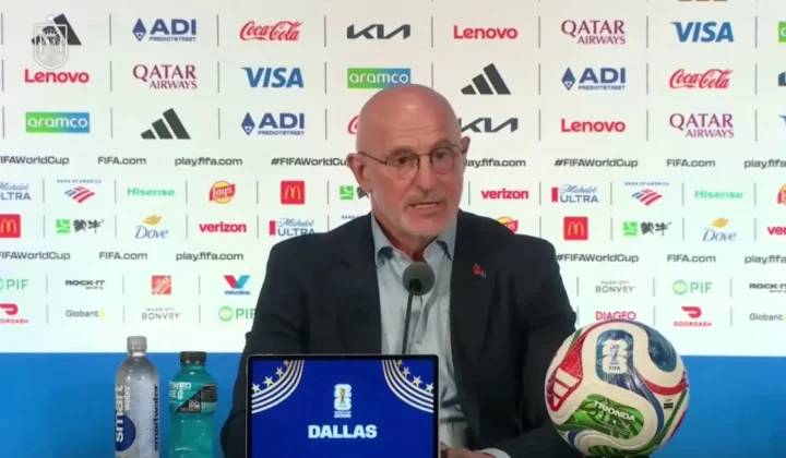 De la Fuente elogia a Mikel Merino