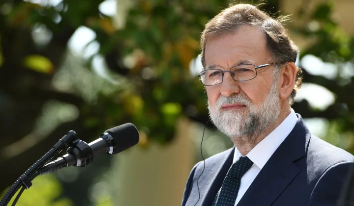 Rajoy critica al Gobierno por «distraer la atención» tras la victoria de España y la polémica de la selección francesa