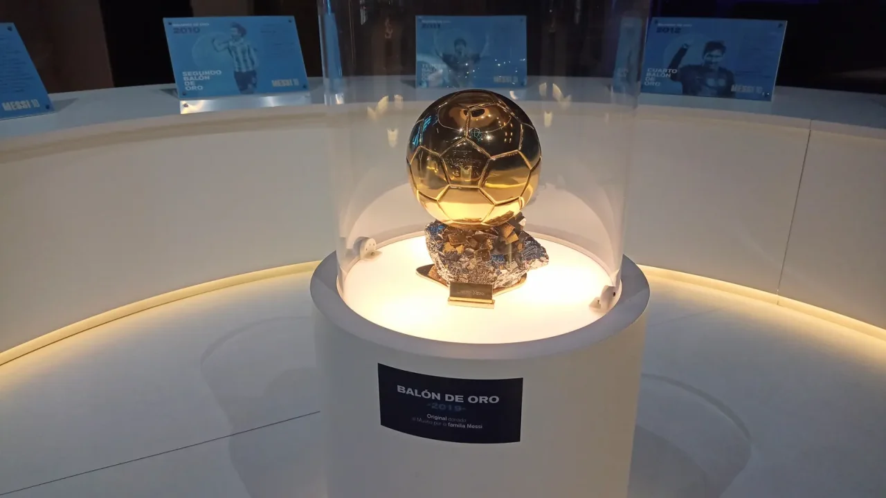 El Balón de Oro: Historia, Ganadores y el Debate Constante del Máximo Galardón Individual