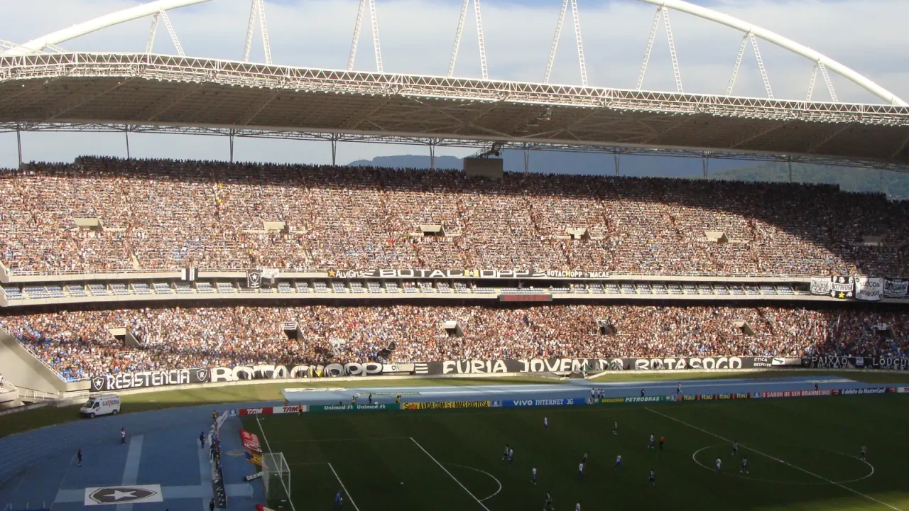 Sistema de ascensos y descensos en LaLiga: guía completa 2024-2025