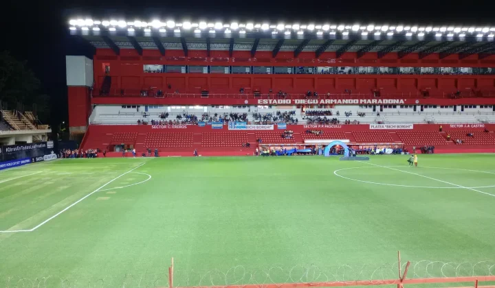El Betis busca mejorar su puntería para no depender de Álvaro Valles en los minutos finales