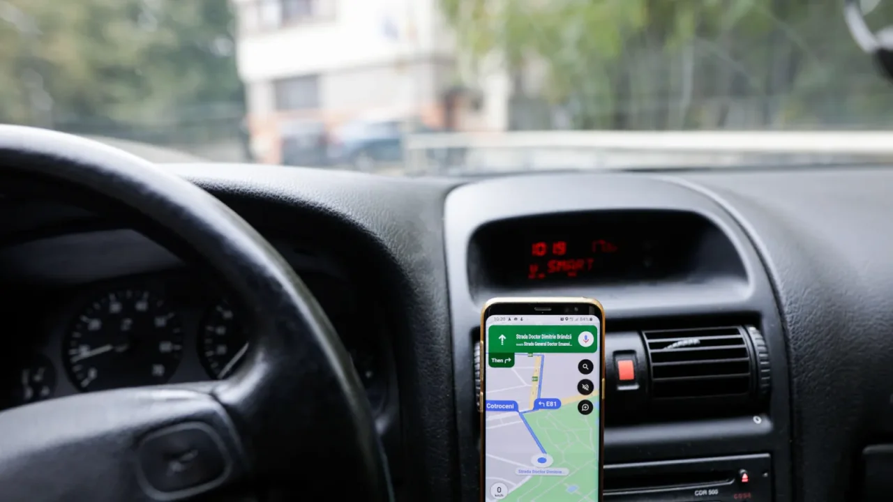 Una médica aérea explica cómo obtener las coordenadas GPS sin cobertura en el móvil: un truco vital para emergencias en la montaña